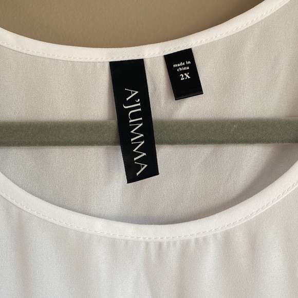 NWT womens 2x blouse decorative - Picture 2 of 7